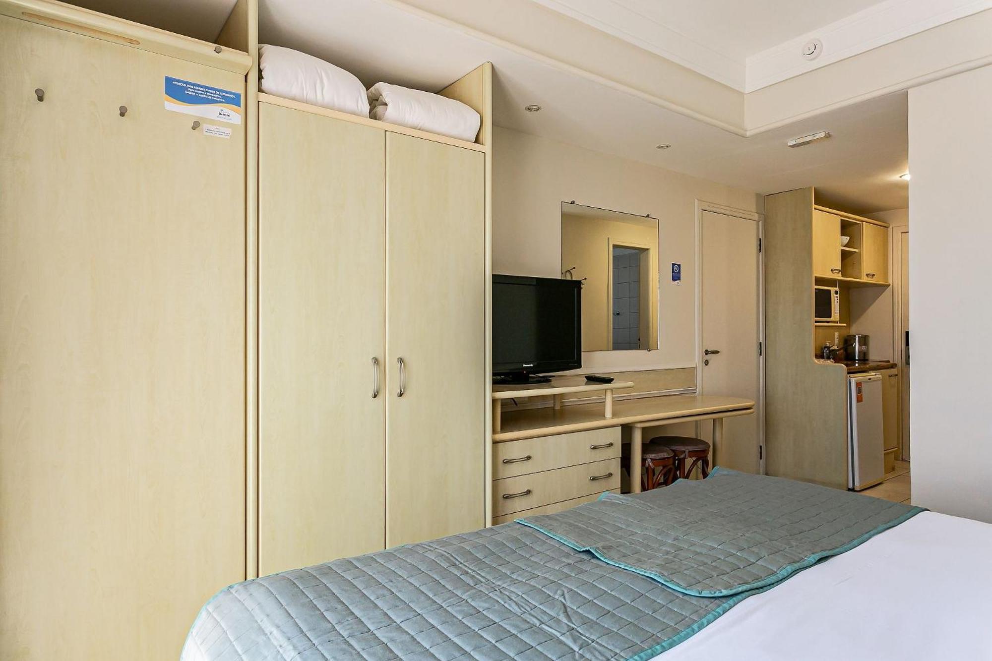 Resort Pe Na Areia - Studios Direto Com Proprietario Jbvjr Florianopolis Bagian luar foto