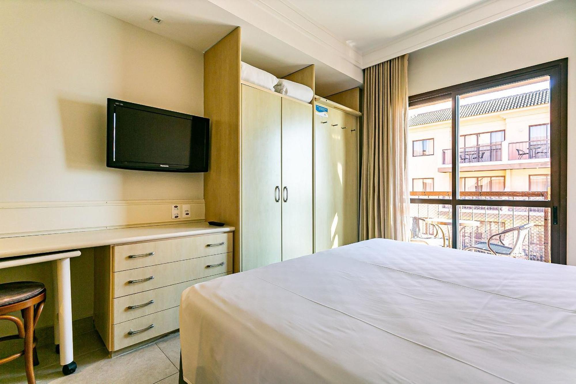 Resort Pe Na Areia - Studios Direto Com Proprietario Jbvjr Florianopolis Bagian luar foto